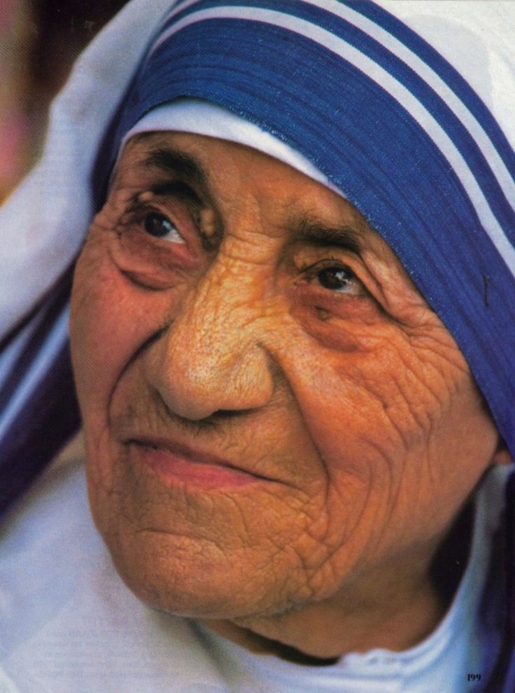 Mother Teresa An Icon of Compassion and Humanitarian Service 3