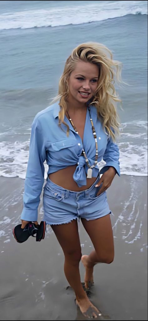 Pamela Anderson Biography