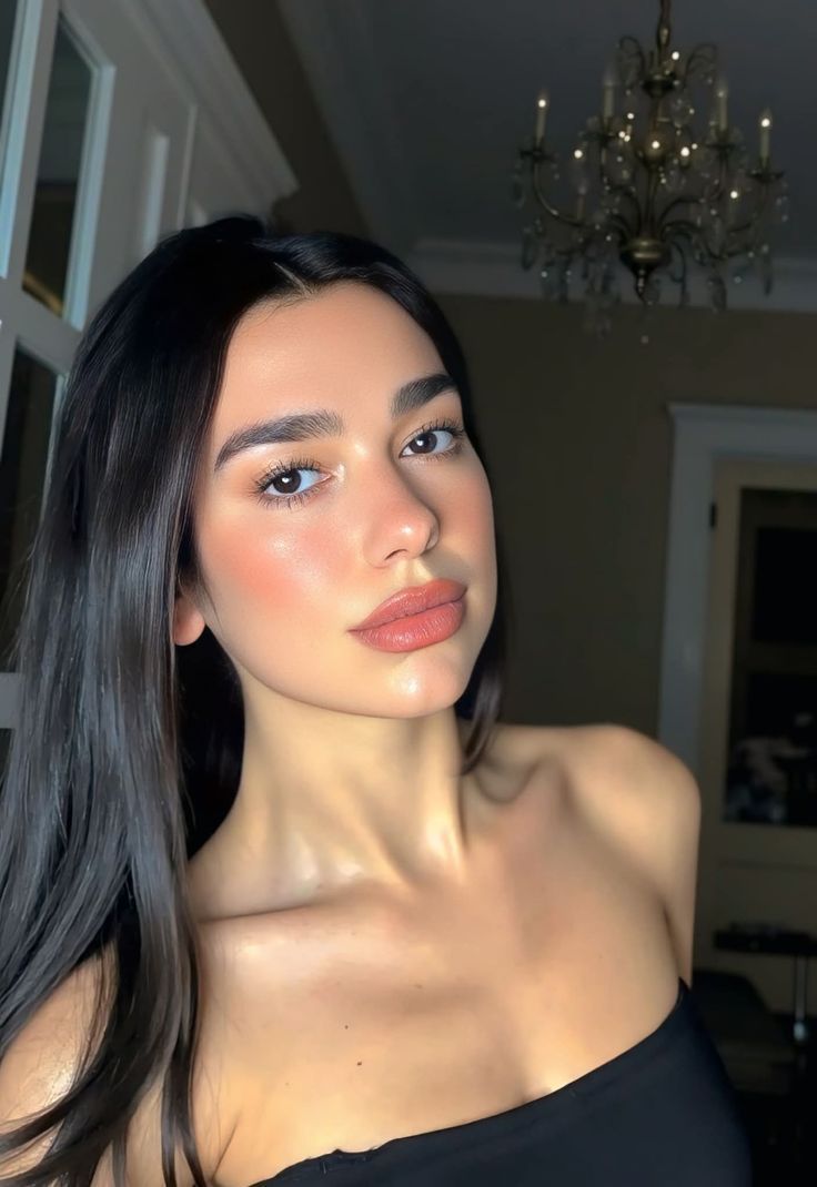 Dua Lipa: The Global Pop Sensation Redefining Modern Music
