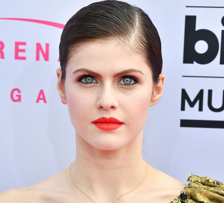 Alexandra Daddario: The Journey of a Hollywood Leading Lady
