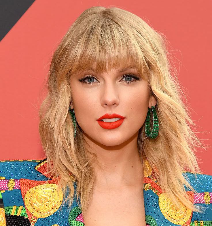Taylor Swift: Billion-Dollar Cultural Phenomenon Redefining Modern Stardom