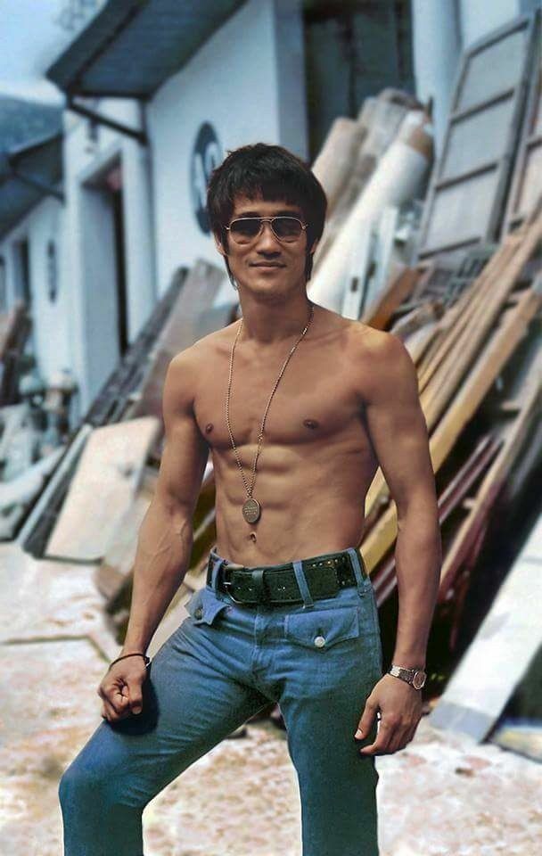 Bruce Lee: Master of Mind, Body, and Spirit