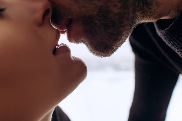The Dangerous Diseases You Can Catch From Kissing